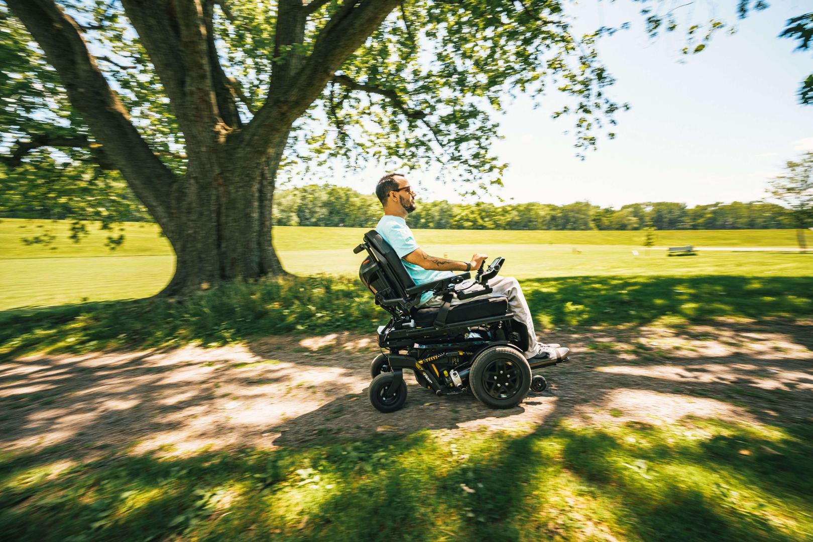 Jak dobrać wózek inwalidzki elektryczny?